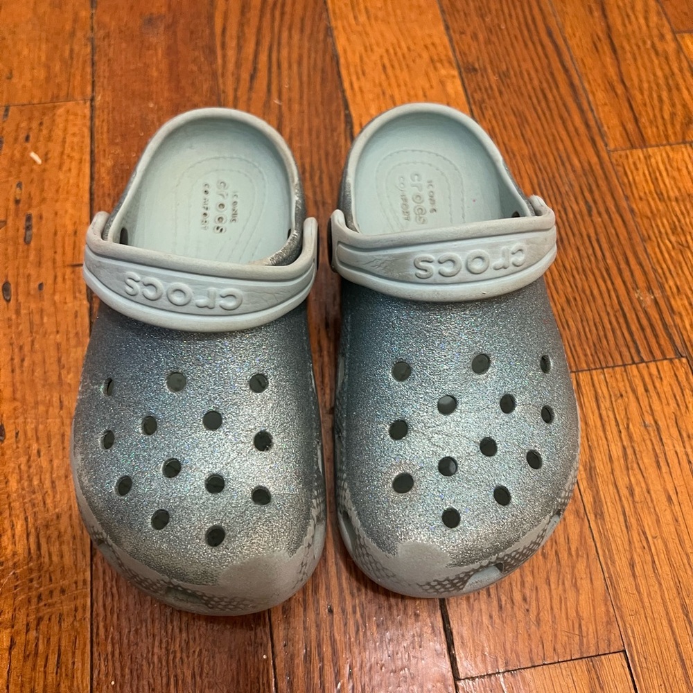 CROCS Kids' Silver Clogs